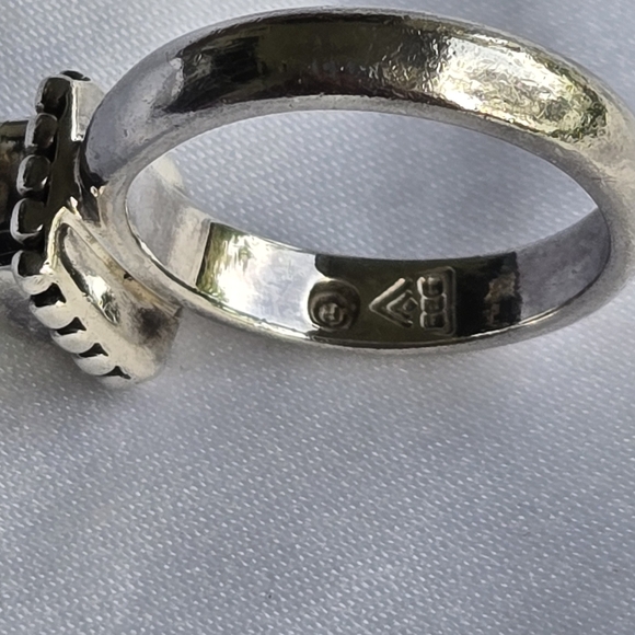Silpada Sterling Silver Ring - Picture 4 of 6